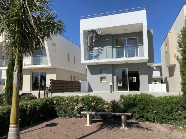 3 bedrooms House Detached House in Emba, Paphos