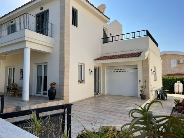 3 bedrooms House Detached House in Kapparis, Paralimni, Famagusta