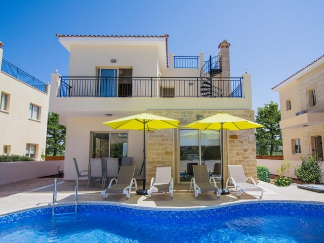 3 Bedroom Villa For Sale in Polis Chrysohous, Paphos