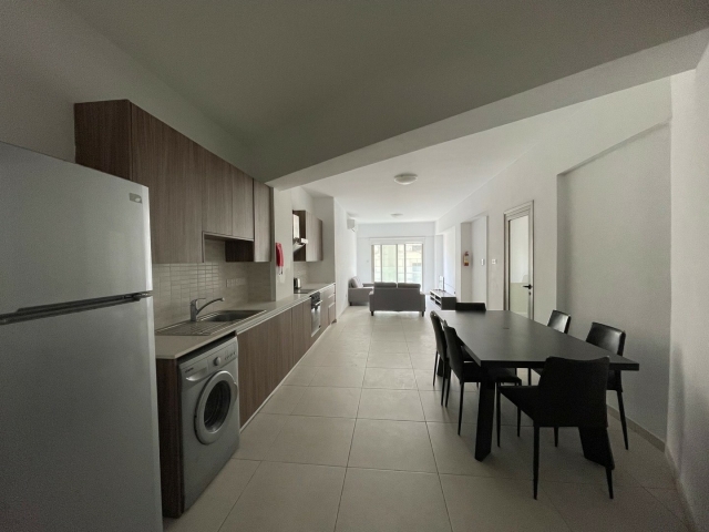 3 bedrooms Apartment Flat in Finikoudes , Larnaca