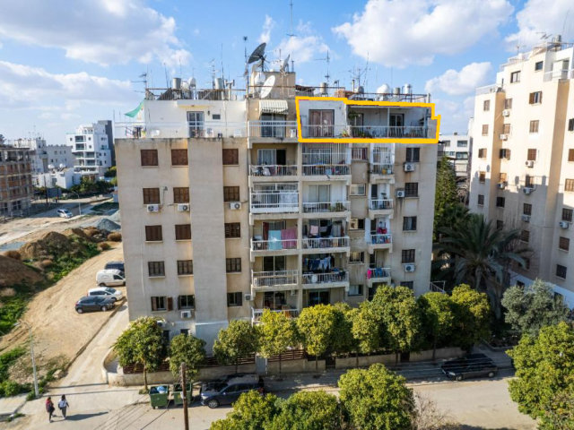 3 bedrooms Apartment Penthouse in Agioi Omologites, Nicosia