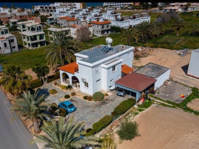 4 bedrooms House Detached House in Chloraka Seaside, Chloraka, Paphos