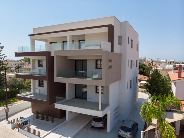 4 bedrooms Apartment Penthouse in Potamos Germasogeias, Germasogeia, Limassol