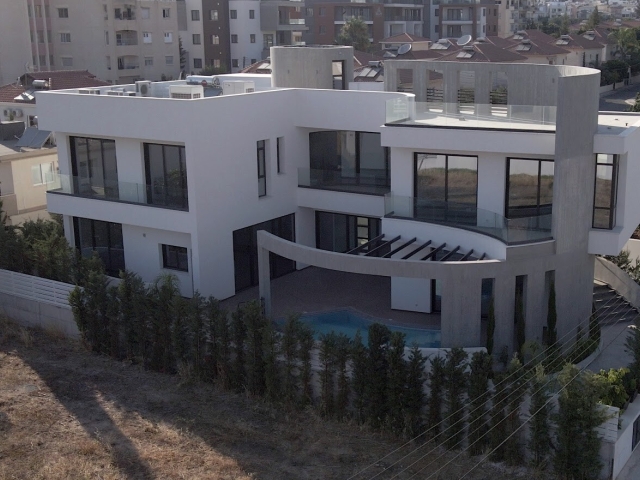 5 bedrooms House Detached House in Potamos Germasogeias, Germasogeia, Limassol