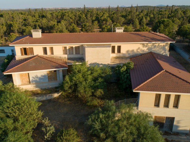 7 bedrooms House Detached House in Aglantzia, Nicosia
