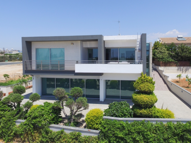 Modern 7-Bedroom Villa for sale at Linopetra, Limassol