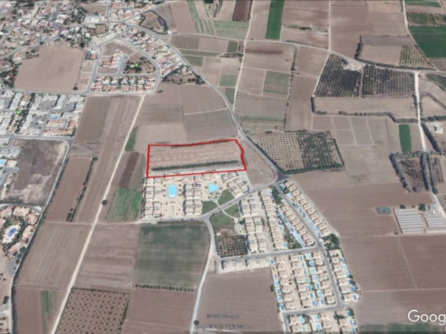 For Sale : Residential Land  in Mandria - €950,000