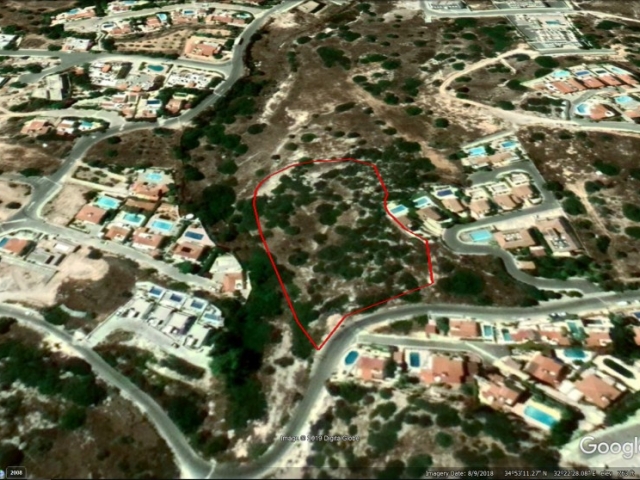 For Sale : Residential Land  in Peyia - €1,450,000